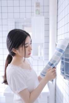 为什么女生喜欢在内裤放东西睡觉